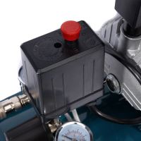 kompresor olejový XT 2005, 2200 W, 50 l (2)
